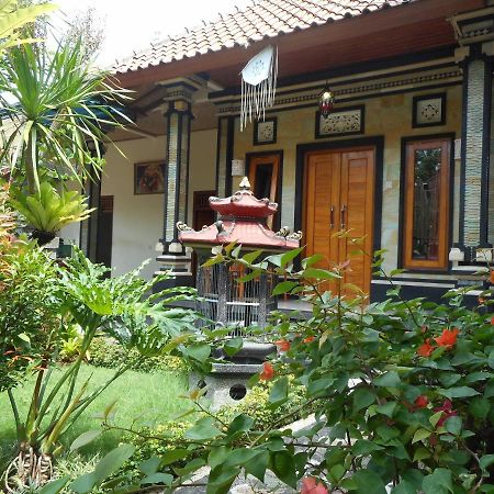 Eko Homestay 시데멘 외부 사진