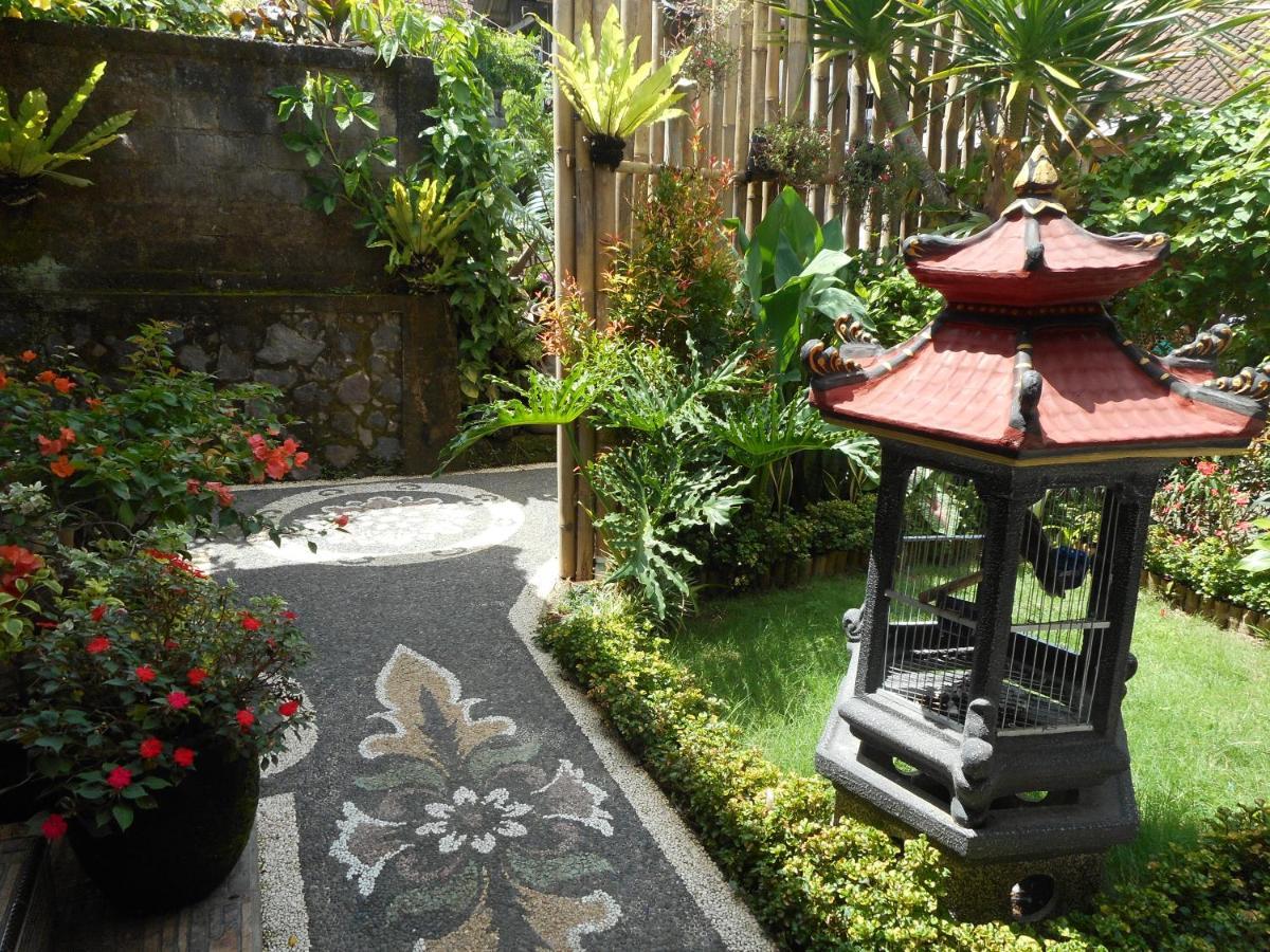 Eko Homestay 시데멘 외부 사진
