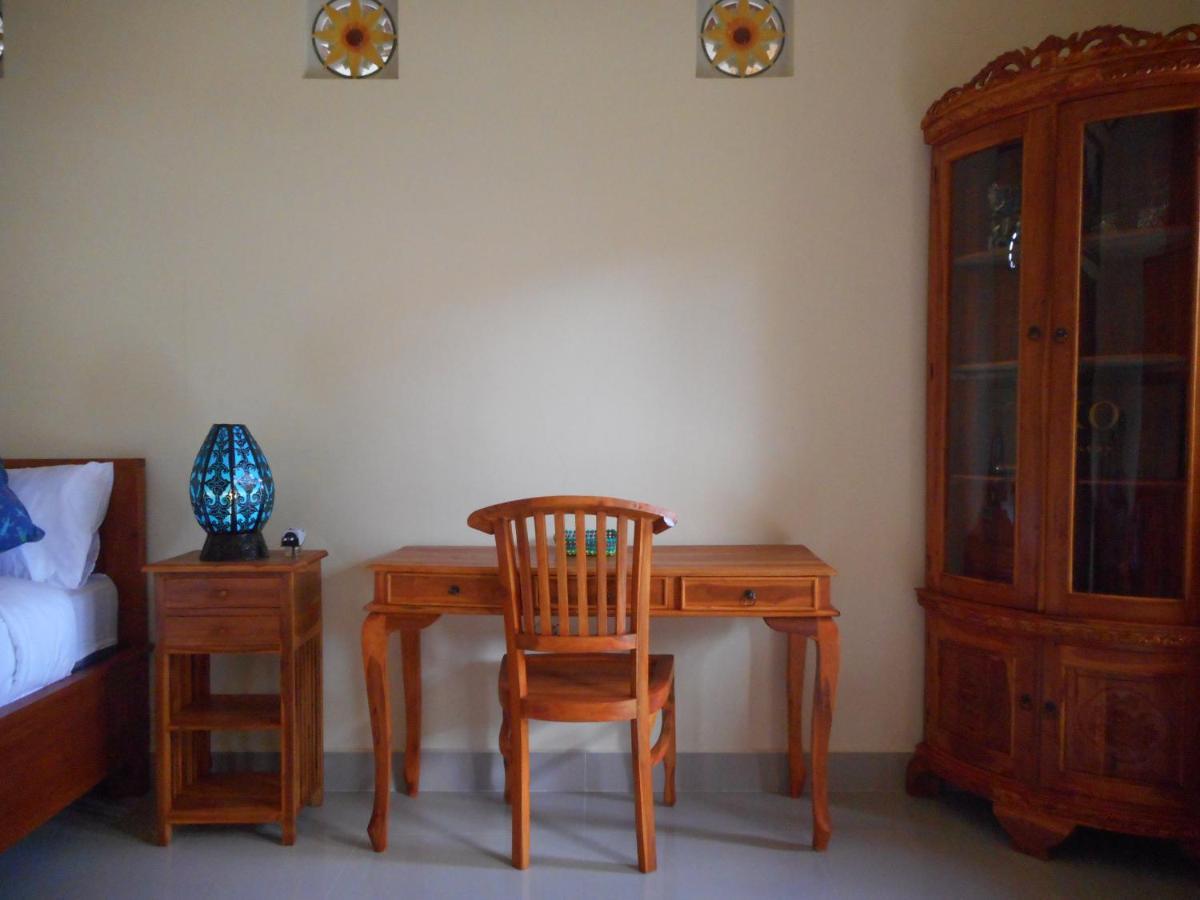 Eko Homestay 시데멘 외부 사진