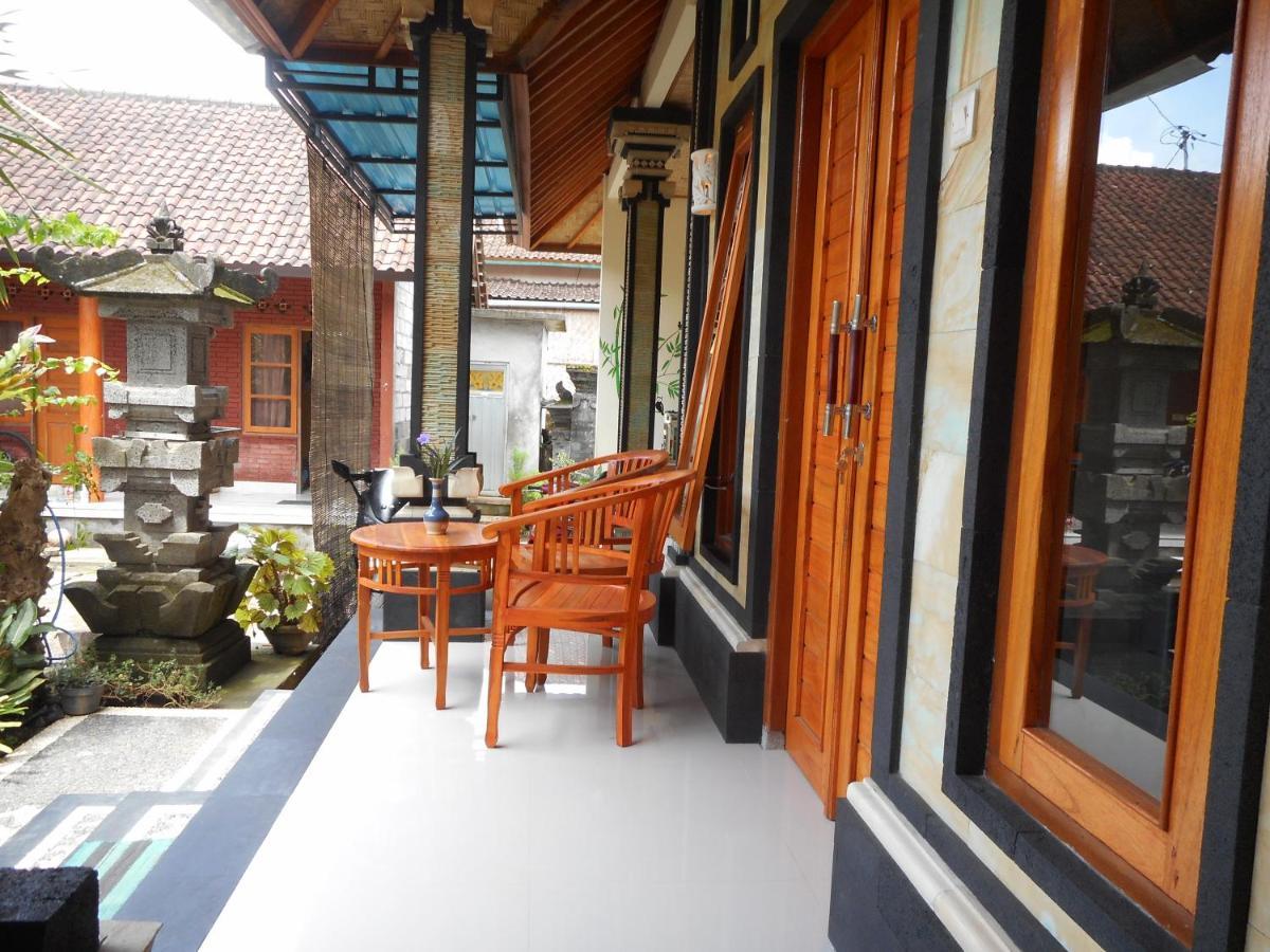 Eko Homestay 시데멘 외부 사진